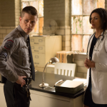 GOTHAM: James Gordon (Ben McKenzie, L) consults Dr. Leslie Thompkins (guest star Morena Baccarin, R) about a case in the "Rogues' Gallery" episode of GOTHAM airing Monday, Jan. 5 (8:00-9:00 PM ET/PT) on FOX. ©2014 Fox Broadcasting Co. Cr: Jessica Miglio/FOX