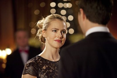 12 MONKEYS -- "Pilot" Episode 101 -- Pictured: Amanda Schull as Railly -- (Photo by: Alicia Gbur/Syfy)