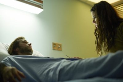 12 MONKEYS -- "Mentally Divergent" Episode 102 -- Pictured: (l-r) Aaron Stanford as Cole, Emily Hampshire as Jennifer -- (Photo by: Ken Woroner/Syfy)