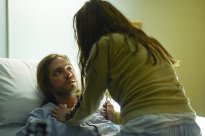 12 MONKEYS -- "Mentally Divergent" Episode 102 -- Pictured: (l-r) Aaron Stanford as Cole, Emily Hampshire as Jennifer -- (Photo by: Ken Woroner/Syfy)