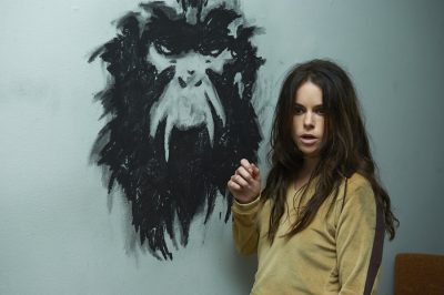 12 MONKEYS -- "Mentally Divergent" Episode 102 -- Pictured: Emily Hampshire as Jennifer -- (Photo by: Ken Woroner/Syfy)