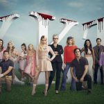 SCREAM QUEENS: Cast Pictured L-R: Lucien Laviscount, Glen Powell, Nasim Pedrad, Nick Jonas, Billie Lourd, Ariana Grande, Abigail Breslin, Emma Roberts, Jamie Lee Curtis, Skyler Samuels, Diego Boneta, Keke Palmer, Oliver Hudson, Lea Michele and Niecy Nash in SCREAM QUEENS which debuts with a special, two-hour series premiere event on Tuesday, September 22 (8:00-10:00 PM ET/PT) on FOX. ©2015 Fox Broadcasting Co. Cr: Matthias Clamer/FOX.