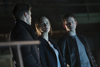 MINORITY REPORT: MINORITY REPORT: L-R: Nick Zano, Laura Regan and Stark Sands in the all-new “Everybody Runs” season finale episode of MINORITY REPORT airing Monday, Nov. 30 (9:00-10:00 PM ET/PT) on FOX. Cr: Katie Yu / FOX. © 2015 FOX Broadcasting Co.