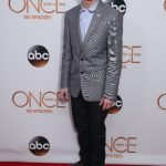 'Once Upon a Time' Cast/Creators Celebrate 100th Show
