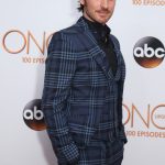 'Once Upon a Time' Cast/Creators Celebrate 100th Show