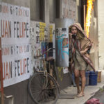 FIRST LOOK: Comedy Adventure 'Snatched', Coming in May