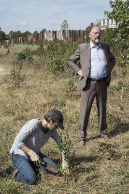 PREVIEW: 'The Walking Dead' Season Seven, Episode Fifteen "Something They Need"